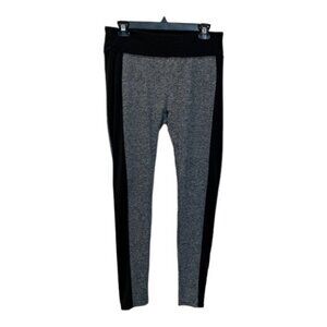 Women's Love & Charm Gray/Black Leggings Size Med/Large GUC #0246